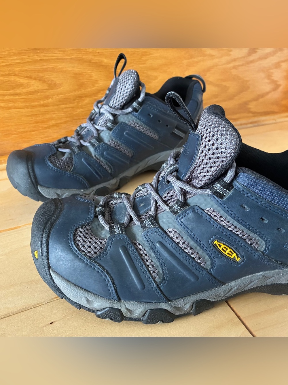 Keen Koven waterproof hiking shoes, gray/navy, men’s size 9 excellent condition! - Picture 5 of 9